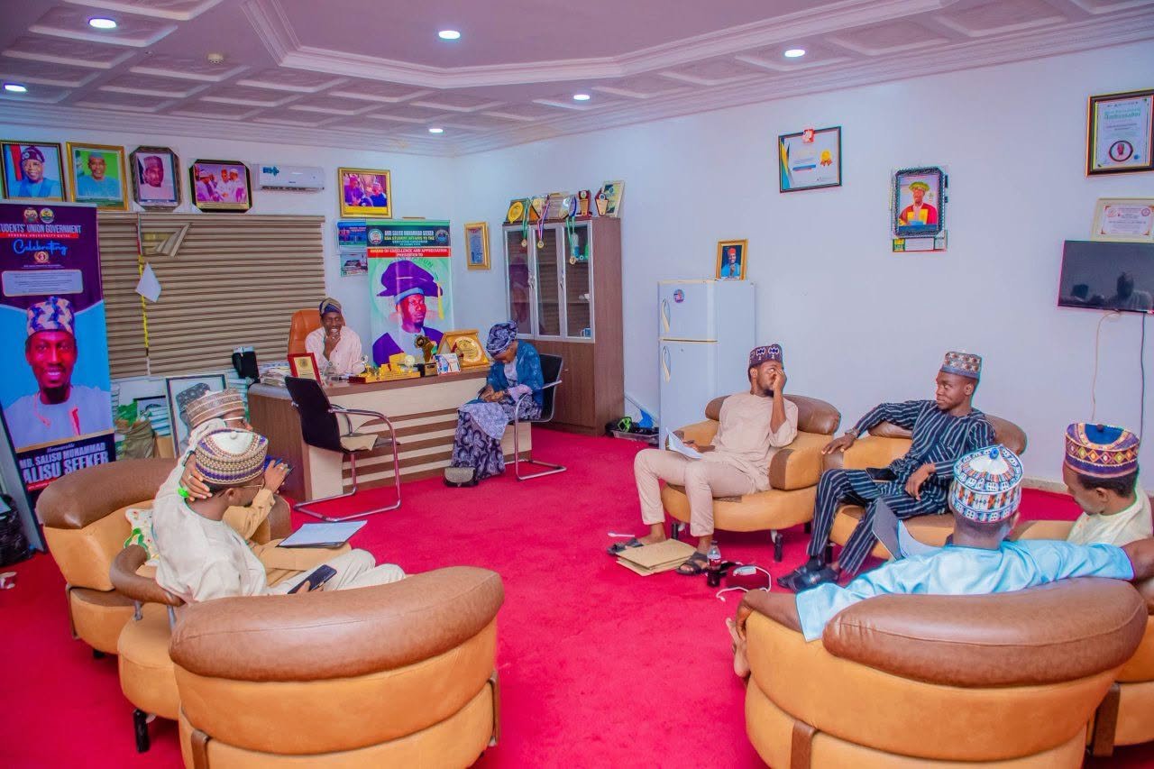A community visit to the Office of the SSA Student Matters